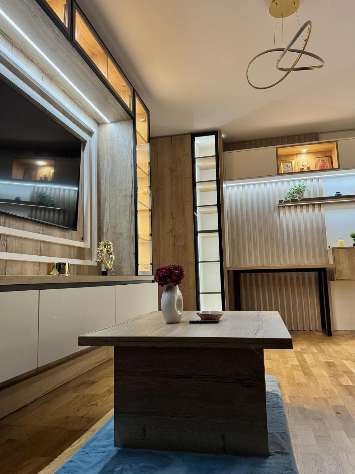 Luxury Blue Apartment Яссы Экстерьер фото
