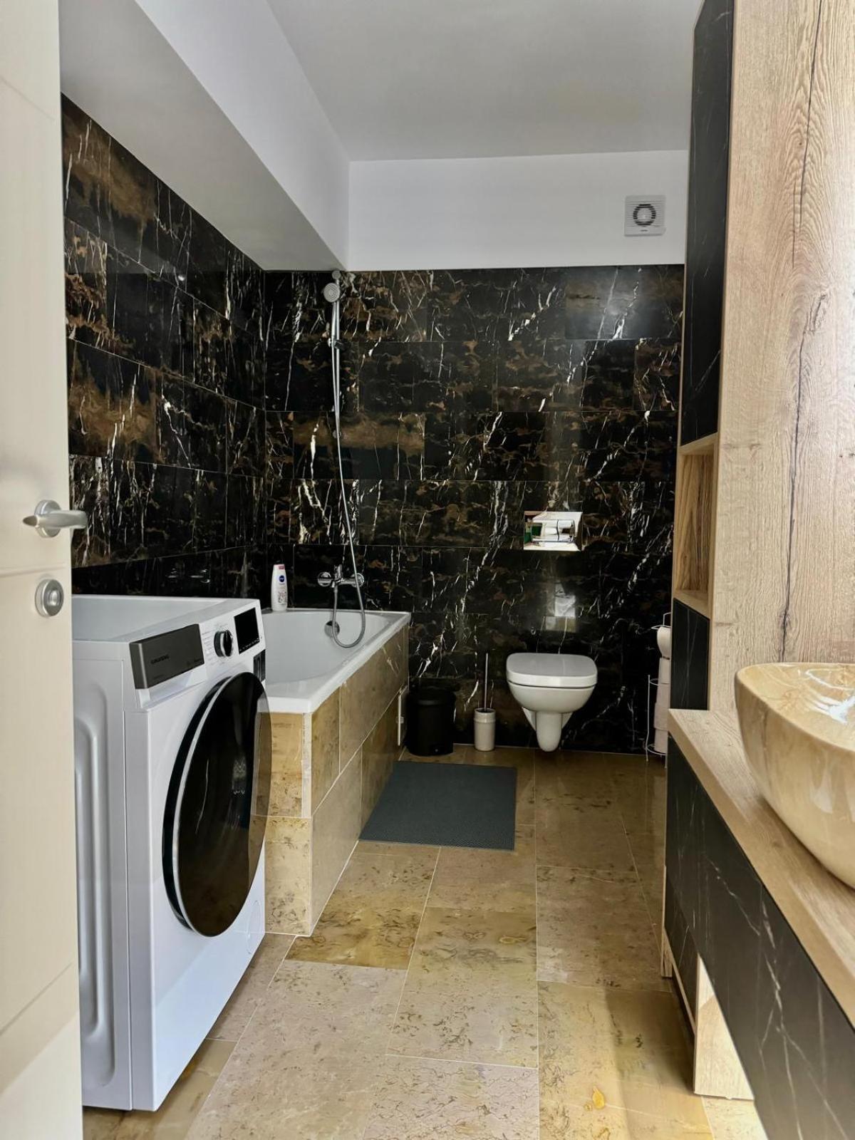 Luxury Blue Apartment Яссы Экстерьер фото